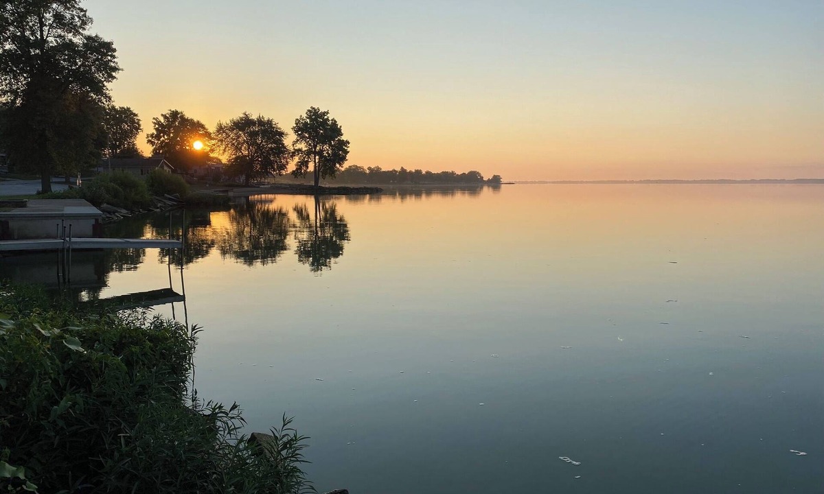 Celina Cabin | 10 out of 10 for Waterfront 2-bdrm Cottage on Grand Lake w/Seasonal Fishing Pier