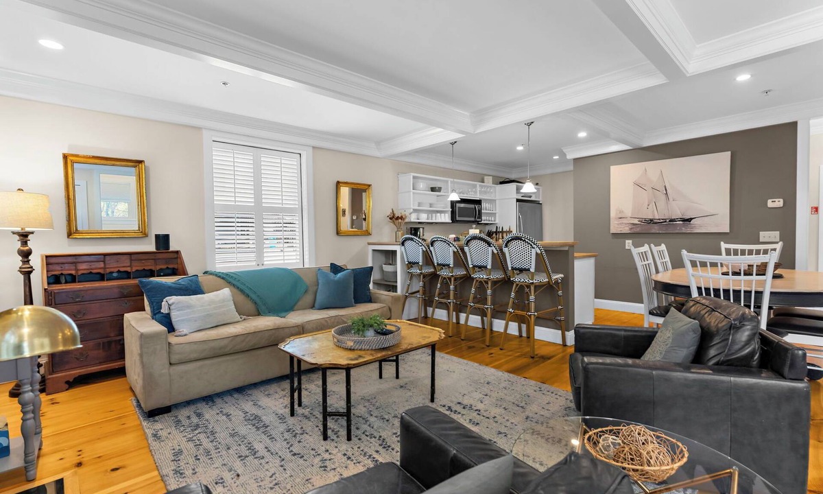 Mystic House | 3-bedroom vacation home just a 5-min walk to Main Street, Mystic