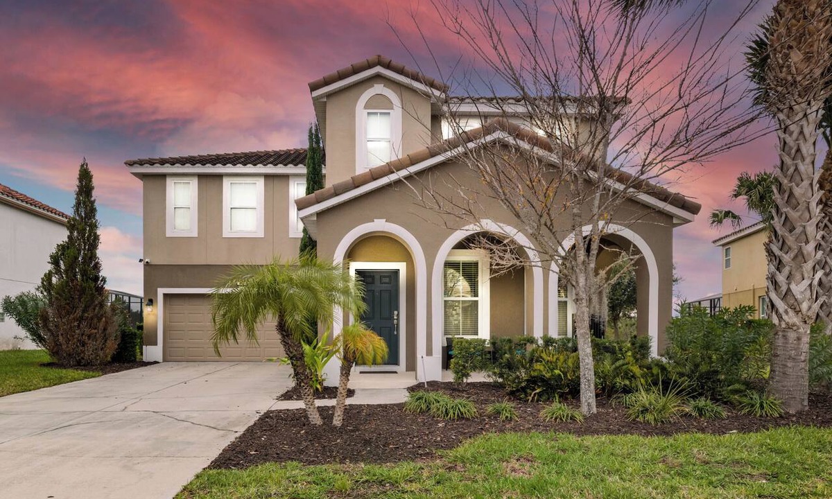 Loughman House | 7 BD/5 BA/Solterra 4103 OD