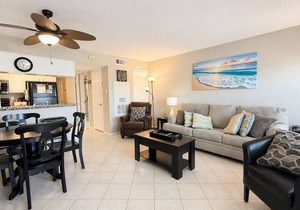 Dog-Friendly Beachside Retreat | Patio, Pool & Hot Tub in Corpus Christi