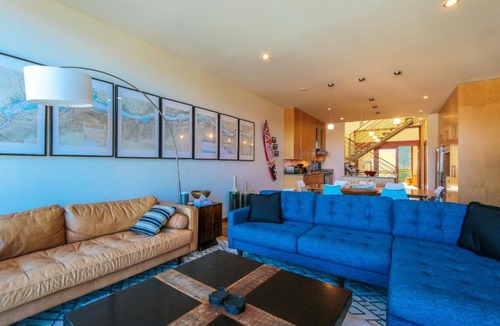 Hood River House | ALOFT