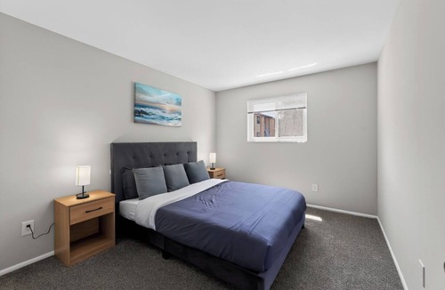 Edgemoor Apartment | Beautiful 2 bedroom in The Chateau