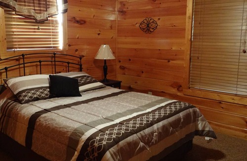 Wears Valley Cabin | Easy Access w/View, Large Yard, Game Rm, Fire Pit, Hot Tub & Pool Access