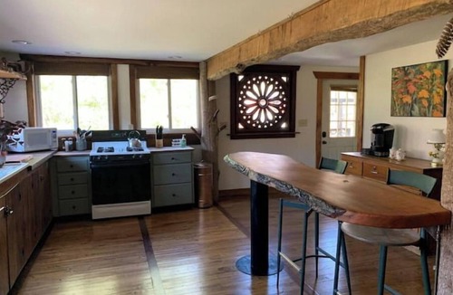 Versailles Cabin | Handcrafted Rustic Cabin on the Bourbon Trail