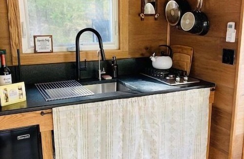Log Cabin Cabin | HiddenAcres Cabin - Secluded Couples Getaway