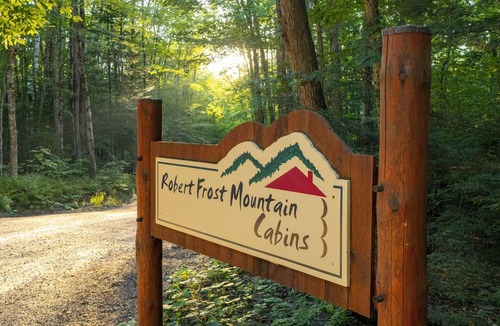 Ripton Cabin | Immaculate mountain cabin with awe inspiring sunrise and mountain views