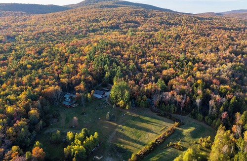 Ripton Cabin | Immaculate mountain cabin with awe inspiring sunrise and mountain views