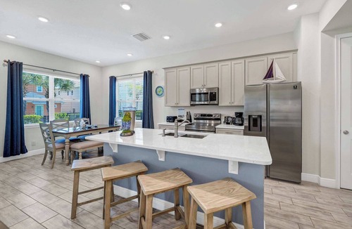 West Kissimmee Cottage | Lemon Tide Cottage | Private Pool + Margaritaville & Waterpark Access - 2914SR