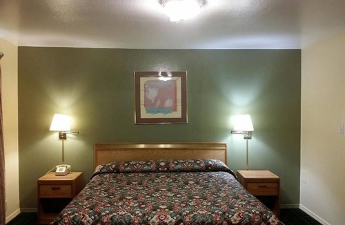 West Eugene Hotel | Parkway Inn Eugene