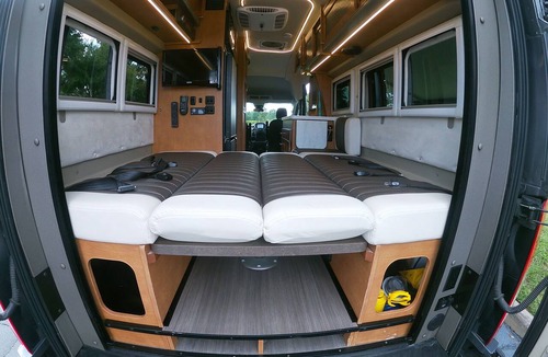 St. Cloud House | RV 2017 Winnebago (Class B) -- Take your Trip on the Road