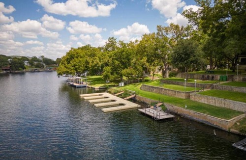 Burnet RV Rental | RV Site - Pull Through 41