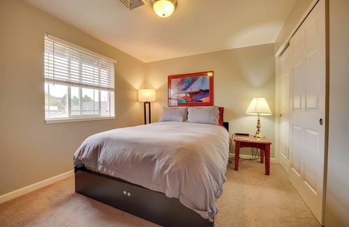 Springfield Apartment | Springfield Apt w/Deck + Central Location!