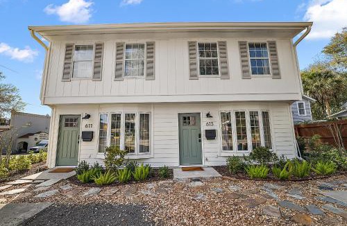 Mount Dora Villa | The Augustine - Steps to Downtown w King Bed
