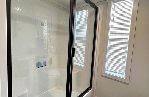 Clermont House | The Cypress House - Pet friendly tiny home on the lake in Clermont