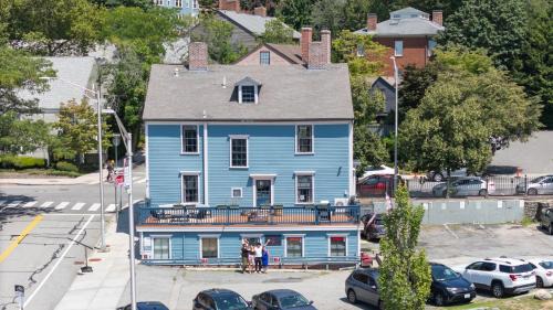 Providence Apartment | The Hill