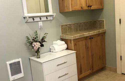 Elkhorn Village Apartment | Tiny Condo, Quietly Nestled in Sun Valley