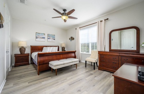 Florida Central Atlantic Coast Condo | Vista Cay Lakeview 3BR + Den, Near OCCC, I-Drive, Universal & Epic Universe,