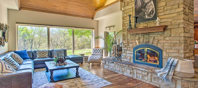 16-Acre Pilot Point Ranch: Private Pond in Pilot Point