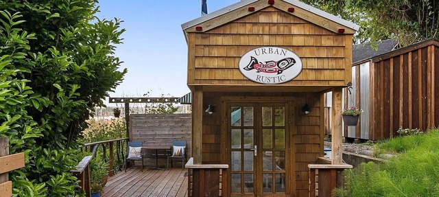 2-Bed West Seattle Tiny Home w/views of Downtown in Seattle