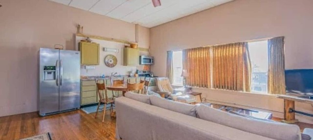 30 West · The View · Scenic Escape near Fairground in Du Quoin