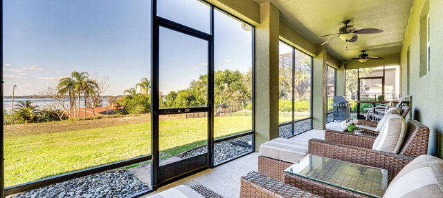 5 Mi to Dtwn Clermont: Family Home w/Water Views! in Clermont