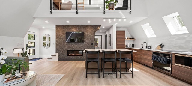 A-Frame Modern Minimalist Dream: 3-bed, 2bath; Hot Tub & Cold Plunge in Gainesville