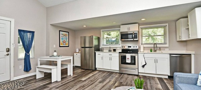 Adorable 1-bedroom right on the bike trail in Winter Garden