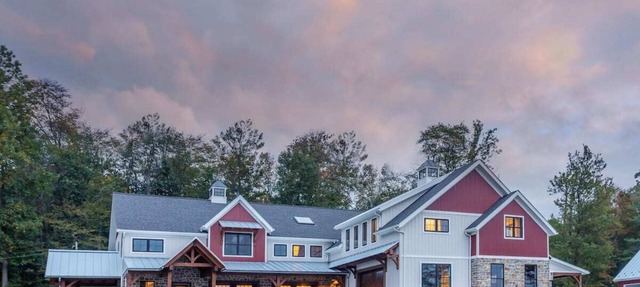 Amish Farm Retreat - Daily Pastries, Sunset Views & Cozy Private Suite in Newmanstown