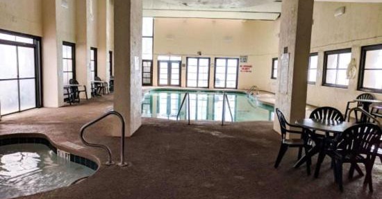 Beachfront 3 Bedroom 2 Bath Condo Palms 1201 in Myrtle Beach