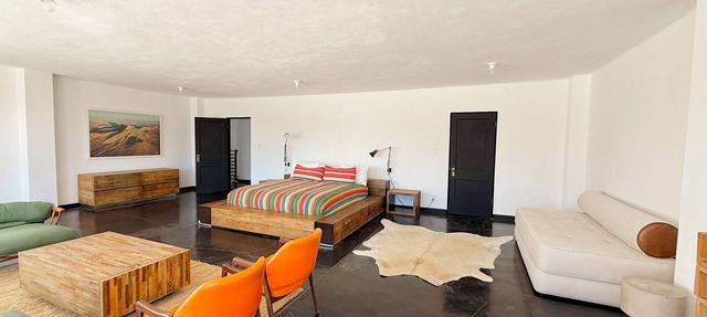 BRITE BUILDING - Spacious Upstairs Condo in heart of Marfa in Marfa