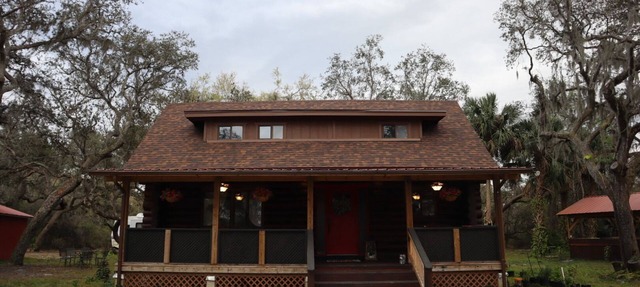 Cabin 52 - Private, cozy, relaxing retreat for you and your family in Geneva