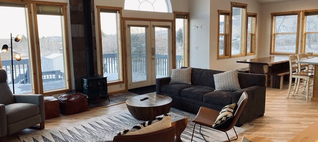 Capitol Reef Home with fast wi-fi and washer/dryer in Teasdale