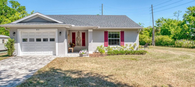Charming 1-bedroom house in pleasant St. Cloud within close distance to Parks in St. Cloud