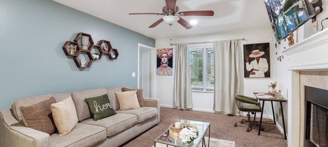Charming 3-bedroom house with WiFi and AC in Stone Mountain in Stone Mountain