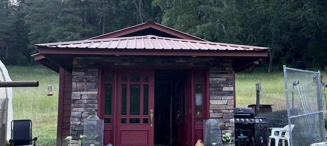 Charming Garden Cottage with 155-Acre Forest Retreat Near Wolf Creek, Oregon in Wolf Creek