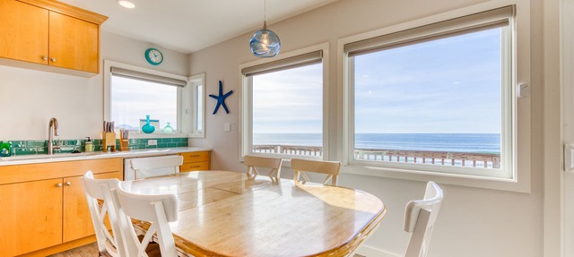 Charming Oceanfront Getaway with Gorgeous Water Views & Easy Beach Access in Oceanside