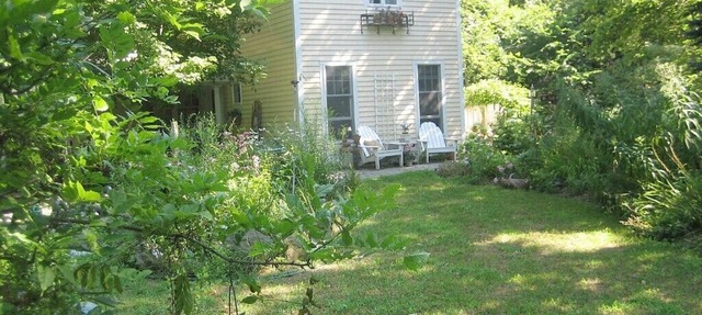 Charming, river front compound in Bantam