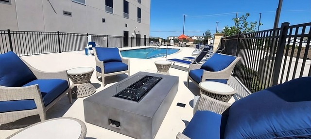 Charming Studio Ideal for Relaxation, Free Breakfast | Near Lake Pflugerville in Pflugerville
