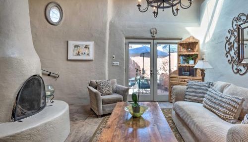 Chic Adobe-Style Bungalow in Historic Santa Fe! in Santa Fe