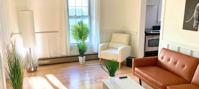 Chic Downtown Retreat Furnished 2-Bedroom with Trail Access & Outdoor Oasis in Easthampton