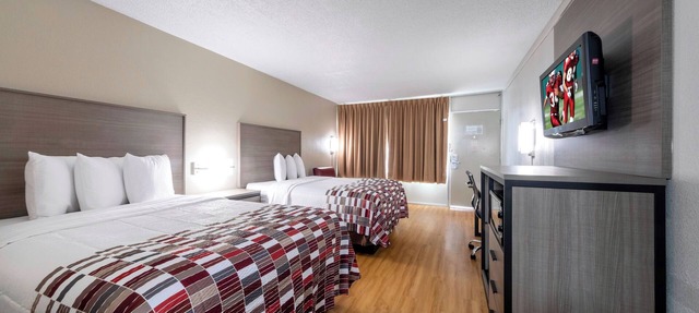 Comfortable & Pet-Friendly Room Perfect for Budget Travelers in Charlottesville in Charlottesville