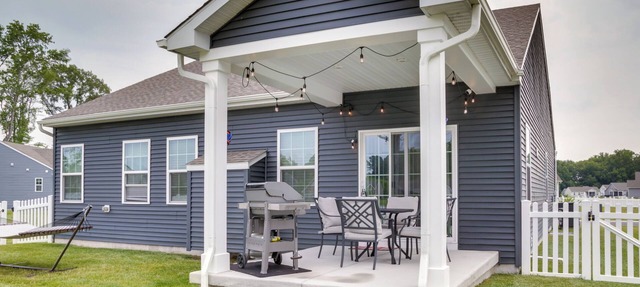Covered Patio, Grill & Hammock: Frankford Home! in Frankford