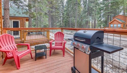Cozy Lake Almanor Cabin, Outdoor Adventures Galore in Lake Almanor