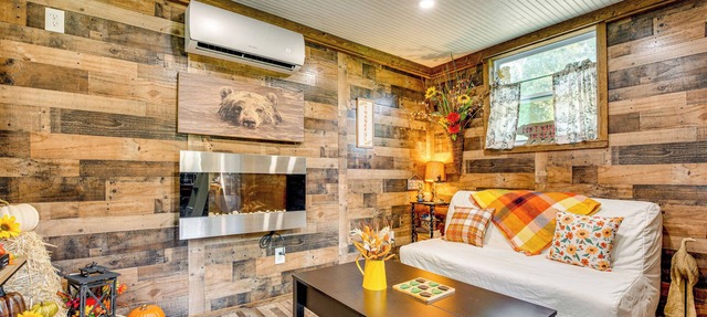 Creek Access, Fire Pit & Grill: Summerville Studio in Armuchee