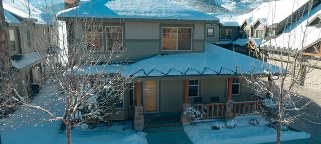 *Cute Comfortable Park City Condo* Sleeps 5 in Park City