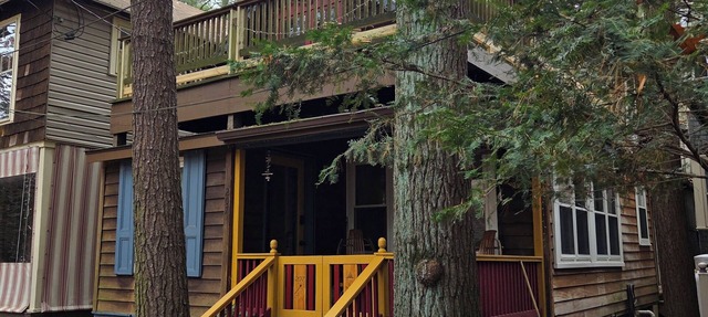 Delightful cottage in charming Mount Gretna in an amazing location! in Mount Gretna