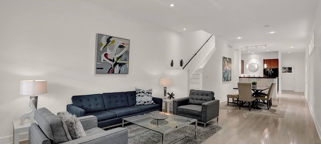 Downtown Modern and Luxurious 3 BD/3.5 BA Townhouse in Indianapolis