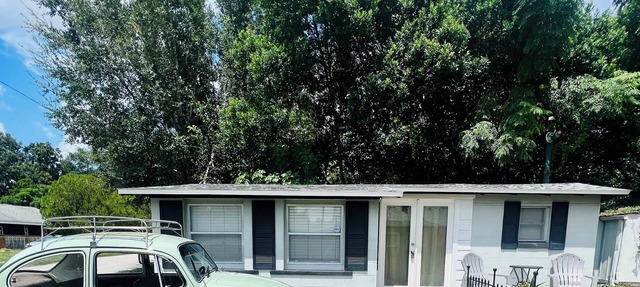 Dragonfly Cottage~Tiny Home Getaway 20-30 min from Major attractions! in Ocoee