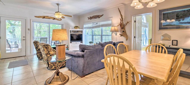 Elevated Home w/ Fire Pit + Dock on Suwannee River in Bell