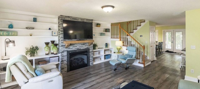 Executive Three Bedroom Yacht Condo in Grand Rivers
